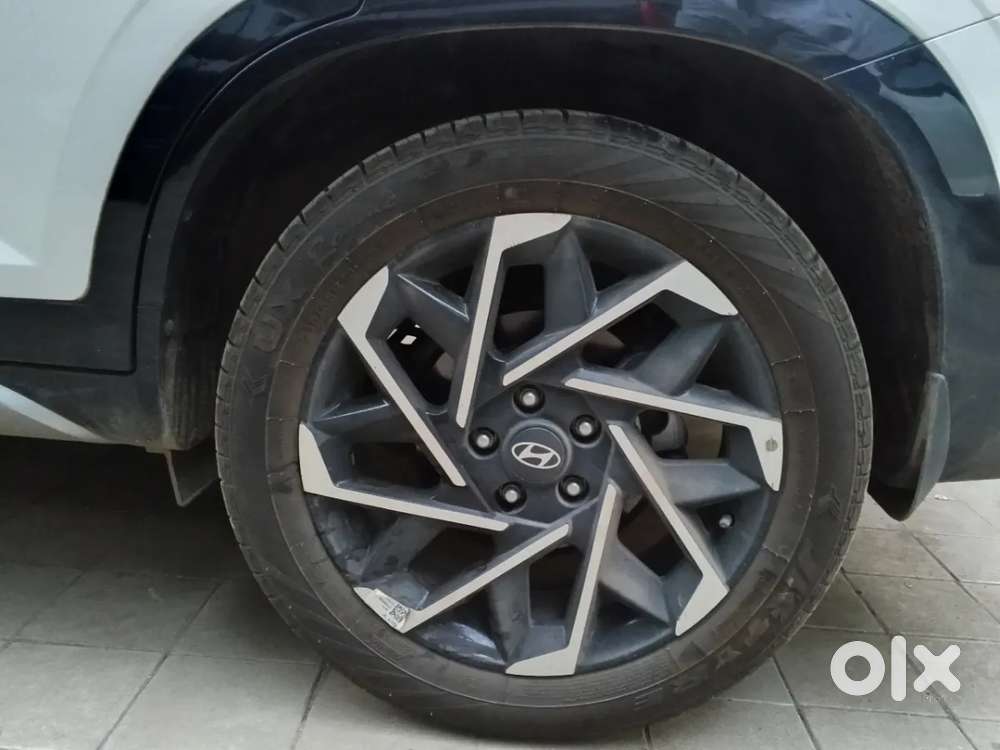 Hyundai Alcazar, 2025, Petrol