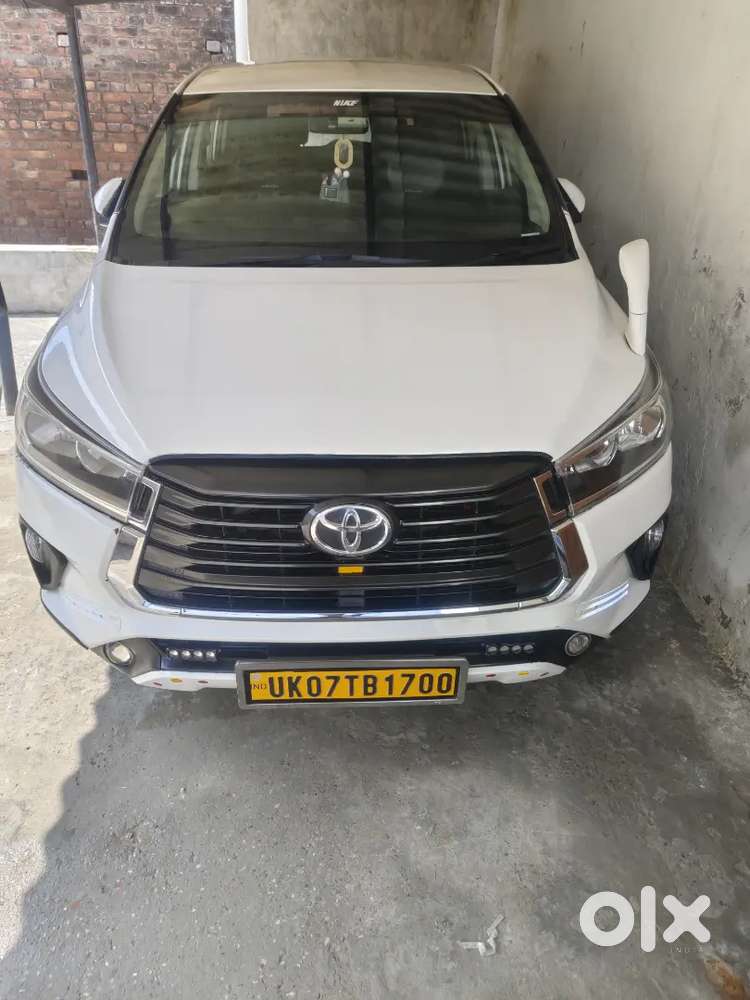Toyota Innova Crysta 2017