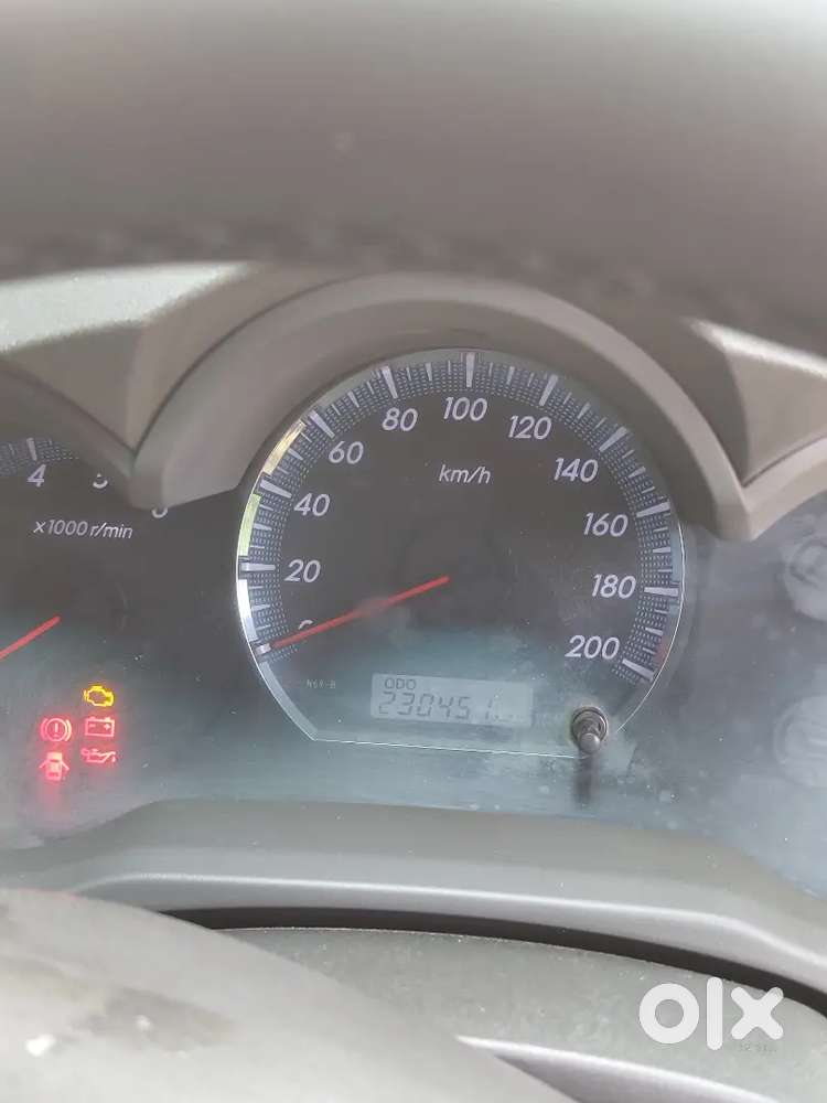 Toyota Fortuner Diesel Manual 2014