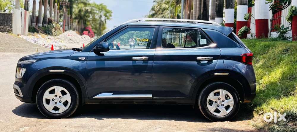 Hyundai Venue S 1.2 Petrol, 2019, Petrol