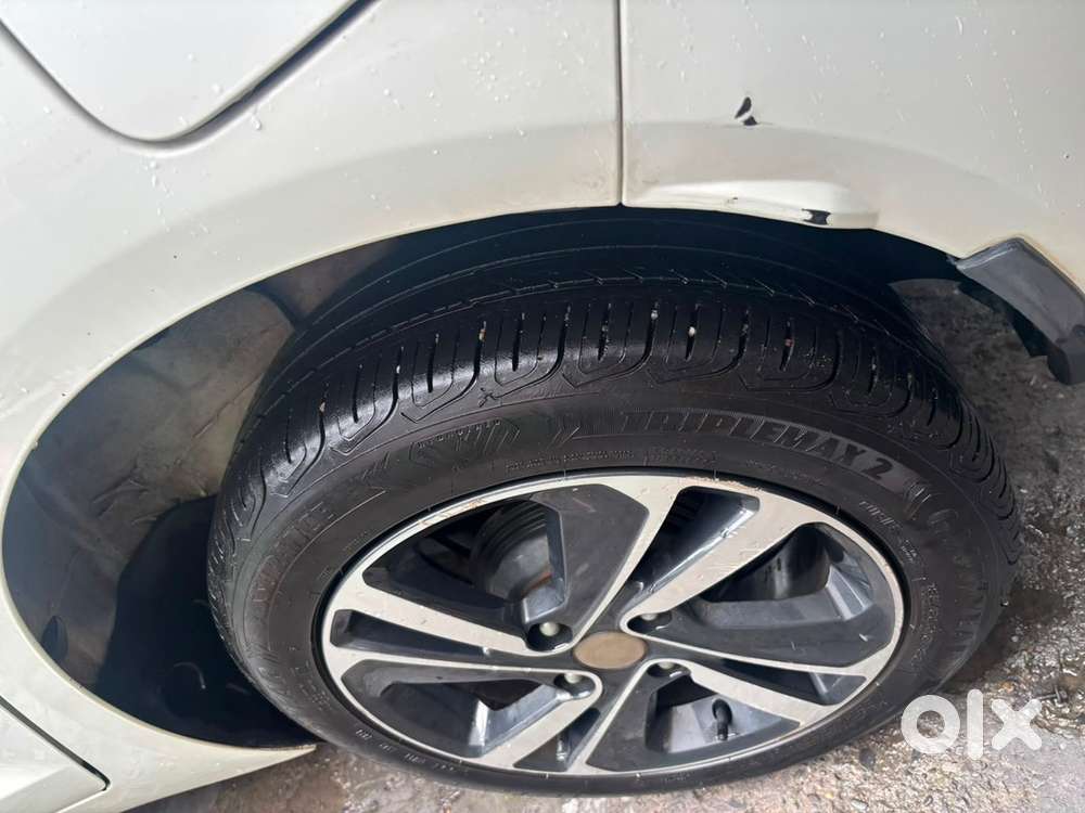 Tata Altroz Xza 2023 Petrol Automatic