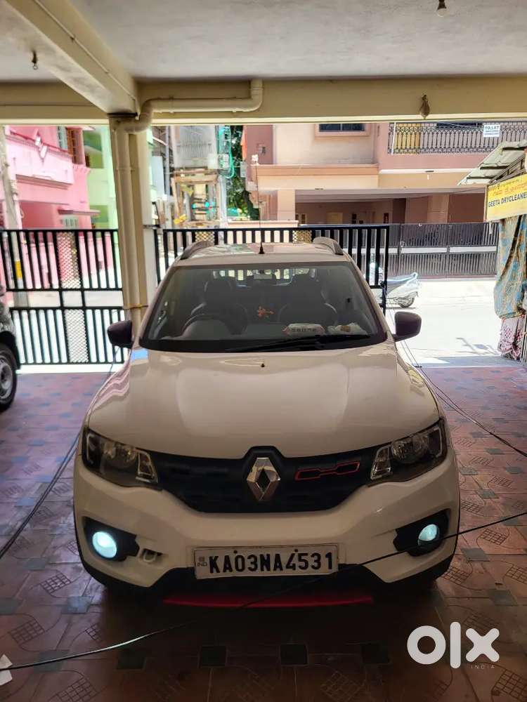 Brand New Kwid With Big Lcd Touch Screen And 4jbl Speakers Less Driven