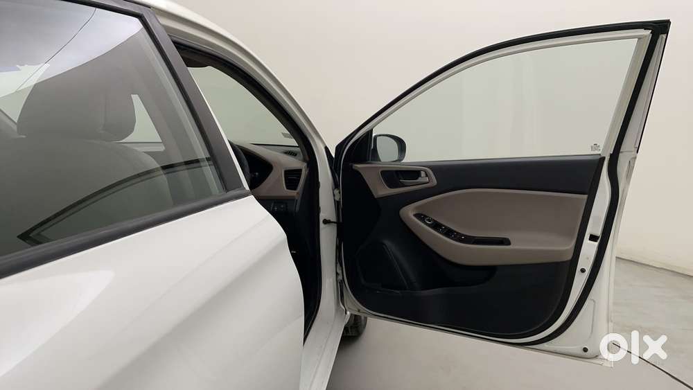 Hyundai Elite I20 Asta Option, 2015, Petrol