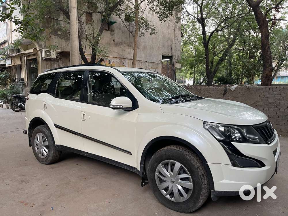 Xuv500 W6 Diesel 2016  1st Owner  Manual  Good Condition