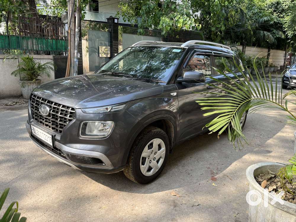 Hyundai Venue 1.2 S Plus, 2020, Petrol