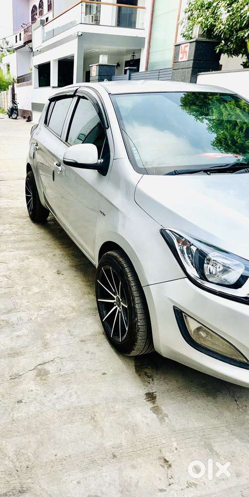 Hyundai I20 Sportz Plus, 2012, Cng & Hybrids