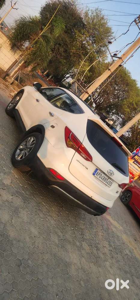 Hyundai Santa Fe 2015 Diesel Good Condition
