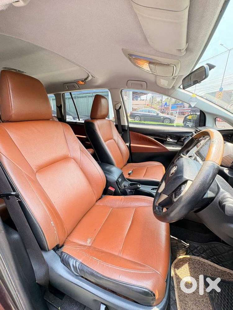 Toyota Innova Crysta 2.8 Z, 2016, Diesel