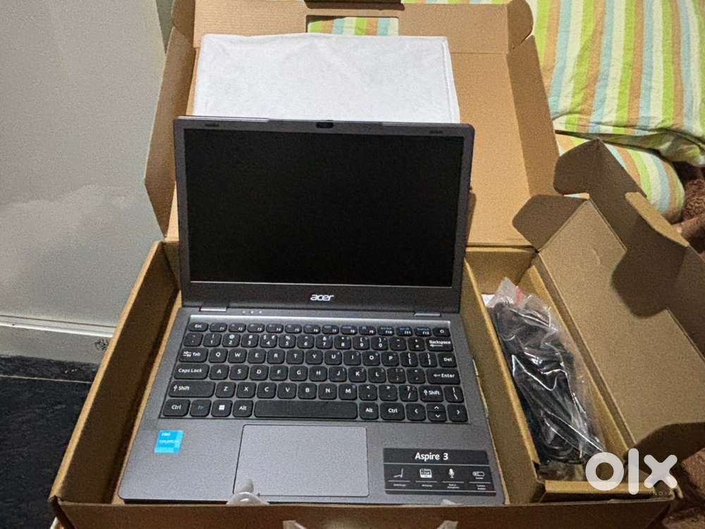 Acer Aspire 3 Intel Celeron Duel core - 8 GB / 256 GB
