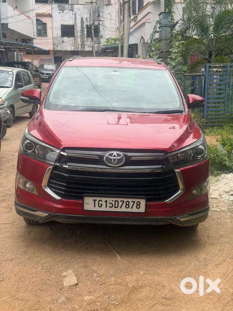 Toyota Innova Crysta 2017