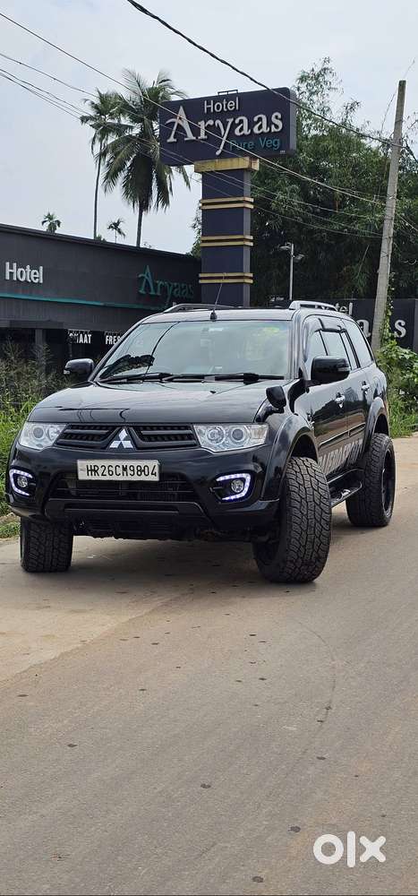 Mitsubishi Pajero Sport 2015 Automatic Diesel  Hr Registered