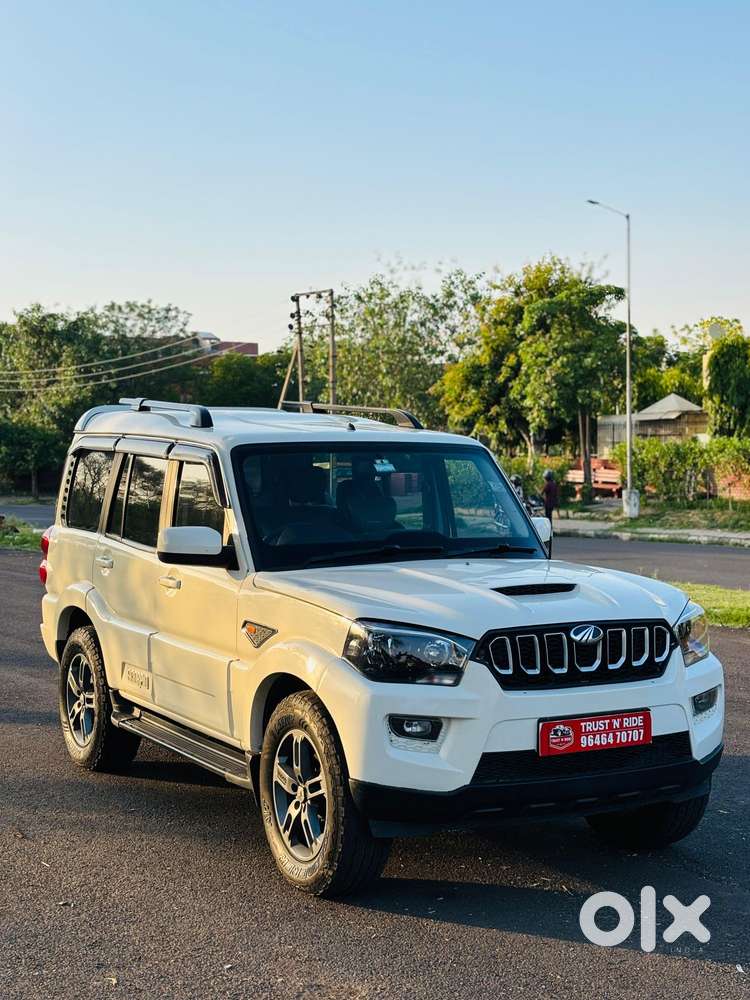 Mahindra Scorpio S4 4wd, 2016, Diesel