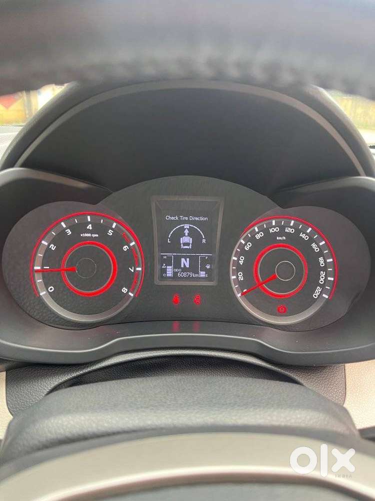 Mahindra Xuv300 W8 Option, 2020, Petrol