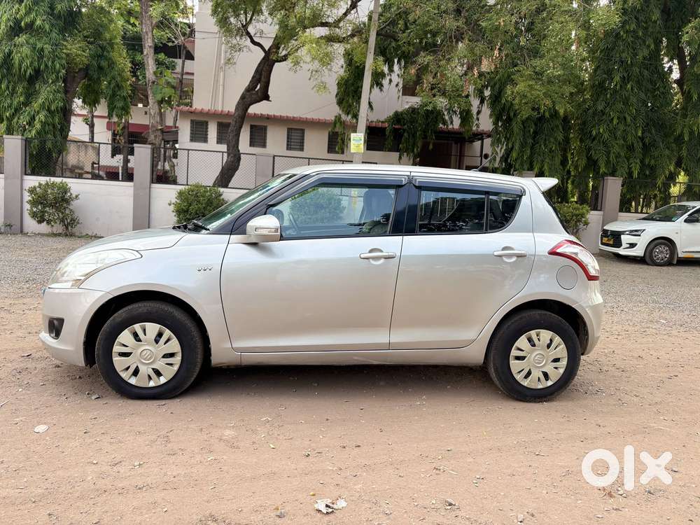 Maruti Suzuki Swift Vxi Optional, 2012, Petrol
