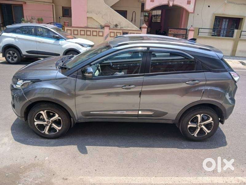 Tata Nexon 1.2 Revotron Xza Plus, 2023, Petrol