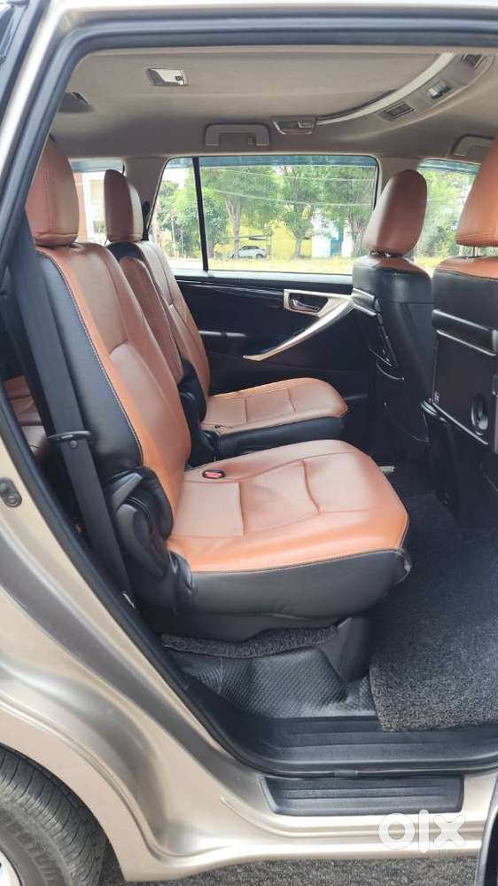 Toyota Innova Crysta 2.4 V 7 Str, 2018, Diesel