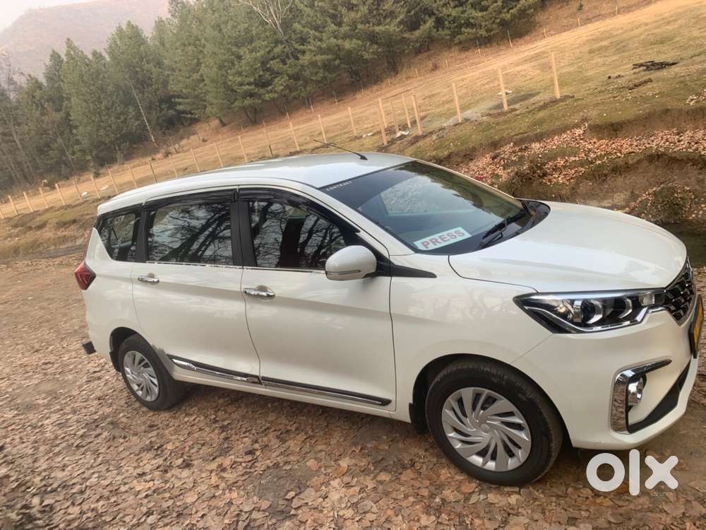 Maruti Ertiga 1.5 Vxi 2024 Finance 4,60 Only