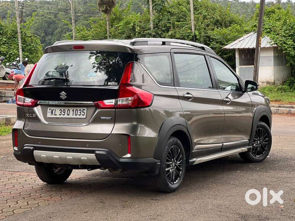 Maruti Suzuki Xl6 1.5 Zeta At, 2019, Petrol
