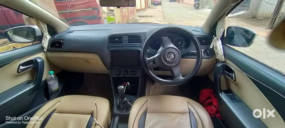 Volkswagen Polo Petrol 2011