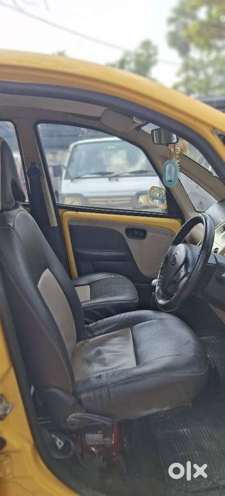 Tata Nano Xe, 2013, Petrol