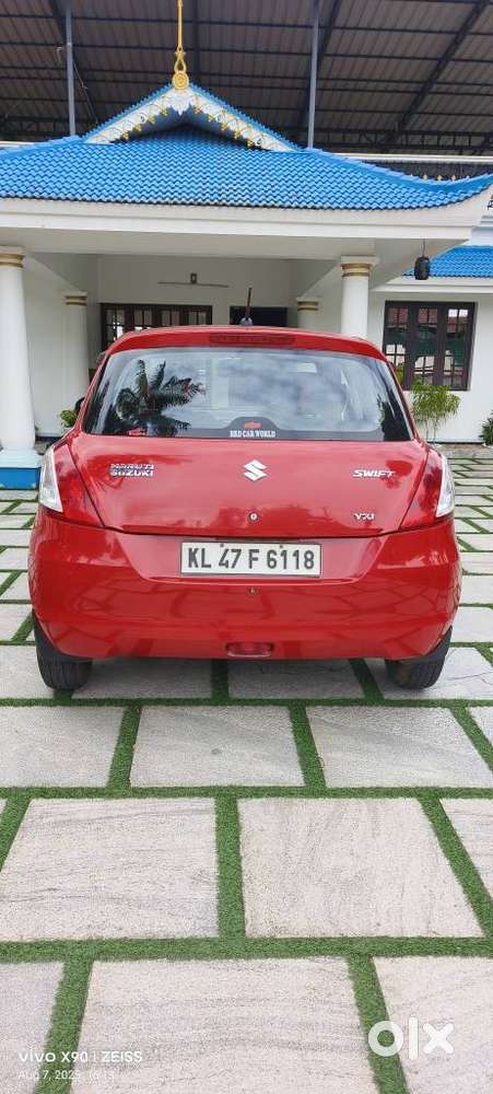 Maruti Suzuki Swift Vxi + Manual, 2016, Petrol