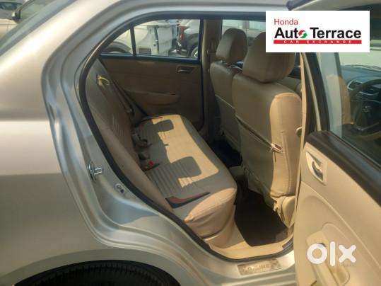 Maruti Suzuki Swift Dzire Lxi, 2015, Petrol