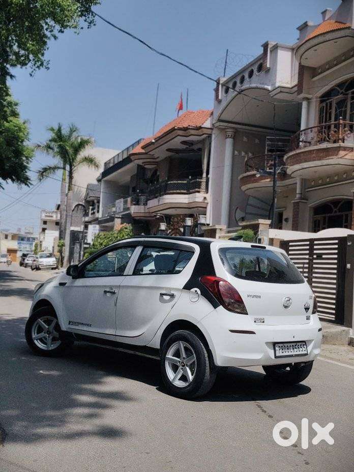 Hyundai I20 1.4 Sportz, 2014, Petrol