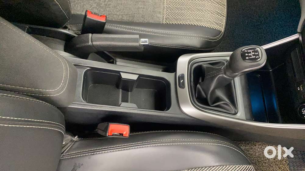 Tata Altroz Xz, 2020, Petrol