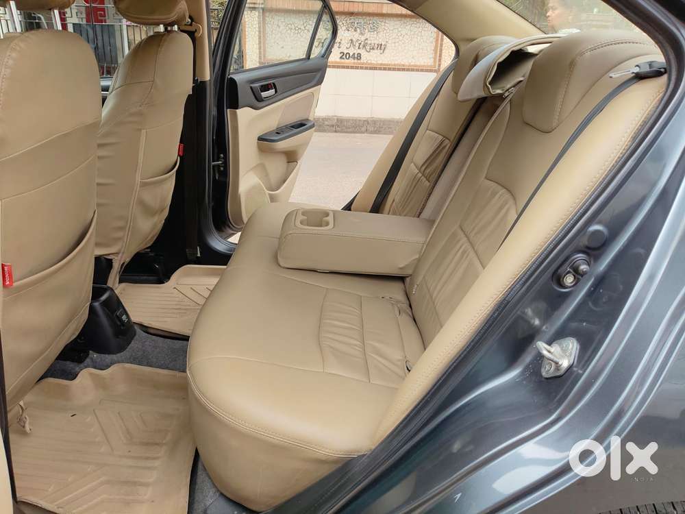 Honda Amaze 2nd Gen Vx, 2022, Petrol