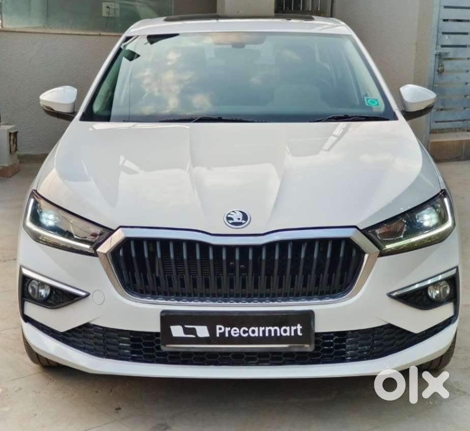 Skoda Slavia 1.0 Tsi Style At, 2022, Petrol