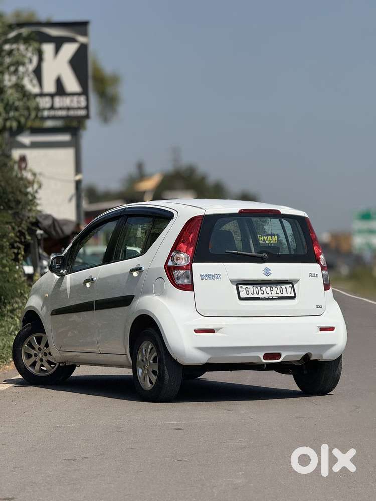 Maruti Suzuki Ritz Zxi Abs, 2011, Petrol