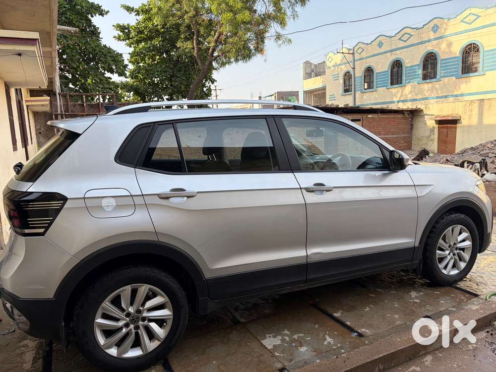 Volkswagen Taigun 1.0 Tsi Highline Automatic Complete Showroom Track