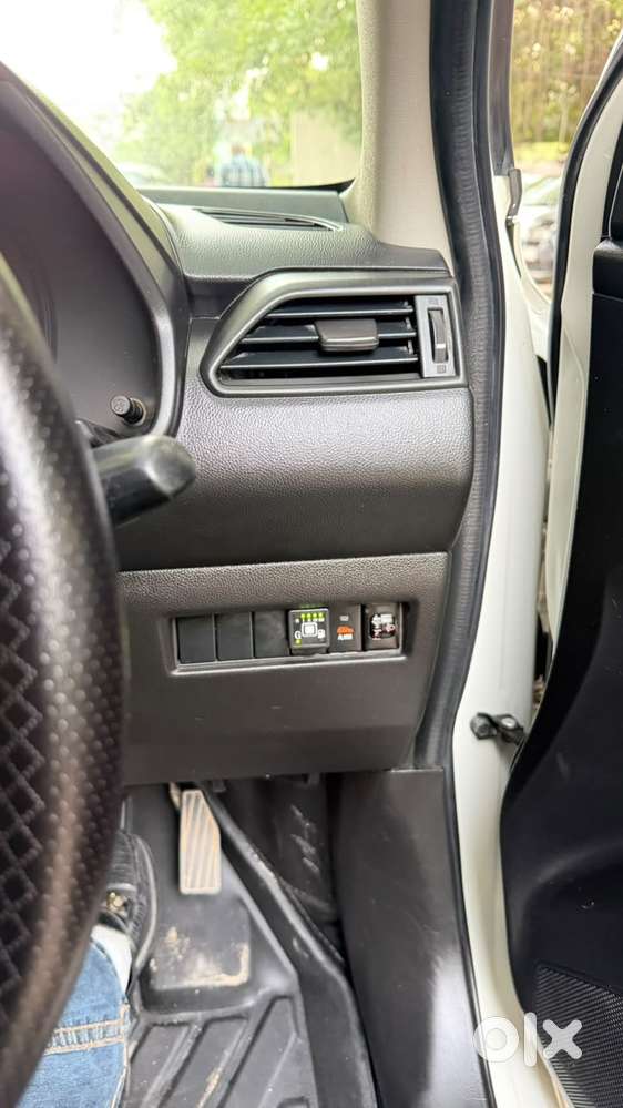 Maruti Suzuki Swift Lxi, 2019, Cng & Hybrids