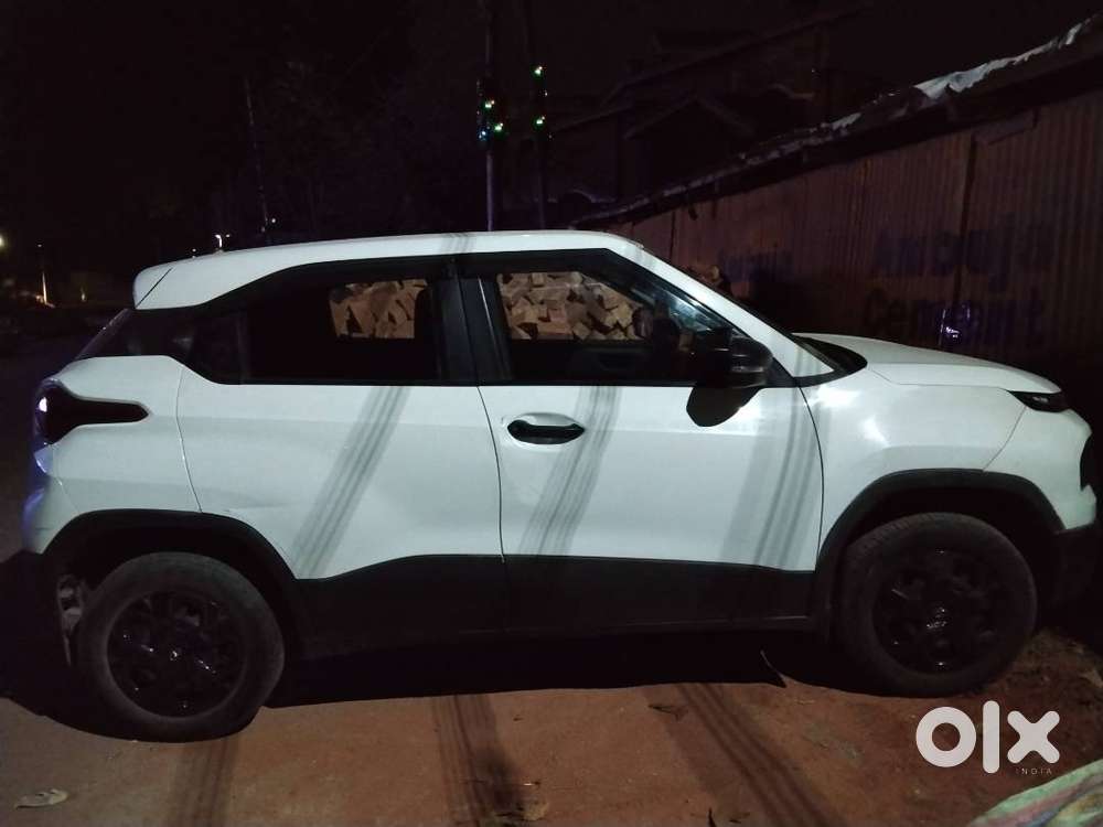 Tata Punch Pure 2023