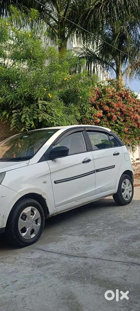 Tata Bolt 1.2 Revotron 2015