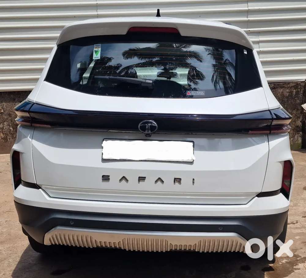 Tata Safari Accomplished Plus At