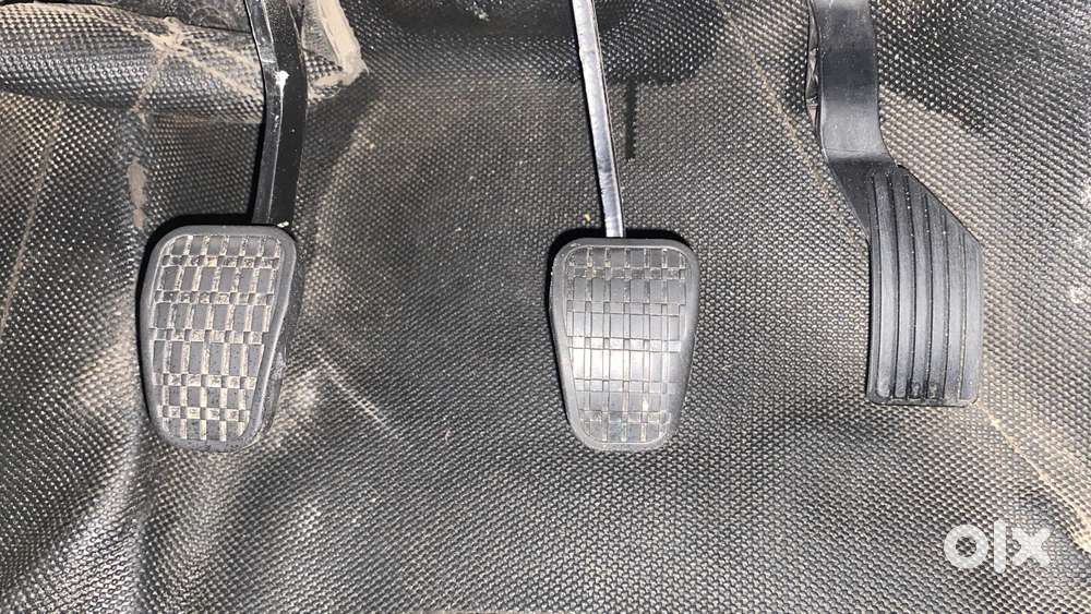 Tata Altroz 1.2 Xe, 2020, Petrol