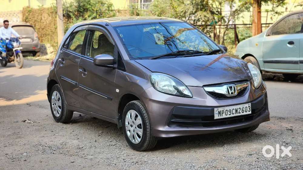 Honda Brio 2013 Petrol Well Maintained