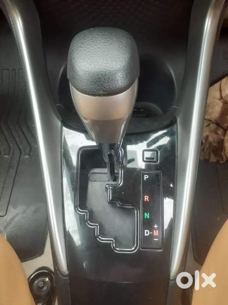 Toyota Yaris G Cvt, 2018, Petrol