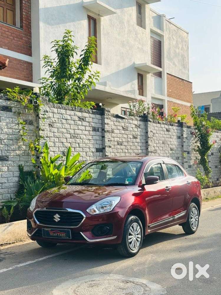 Maruti Suzuki Dzire 1.2 Vxi, 2019, Petrol