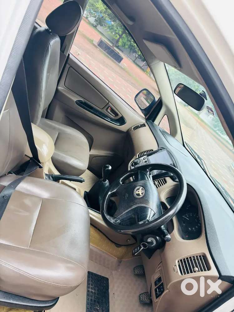Toyota Innova 2.5 E 2016 Diesel