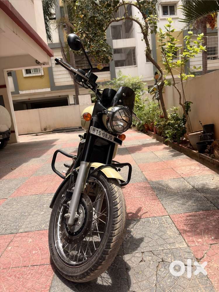 Jawa 42 2023 Model