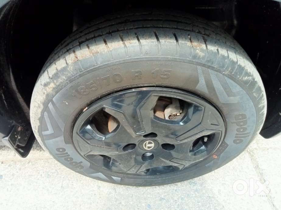 Tata Punch 1.2 Revotron Adventure Camo Rhythm Amt, 2024, Petrol