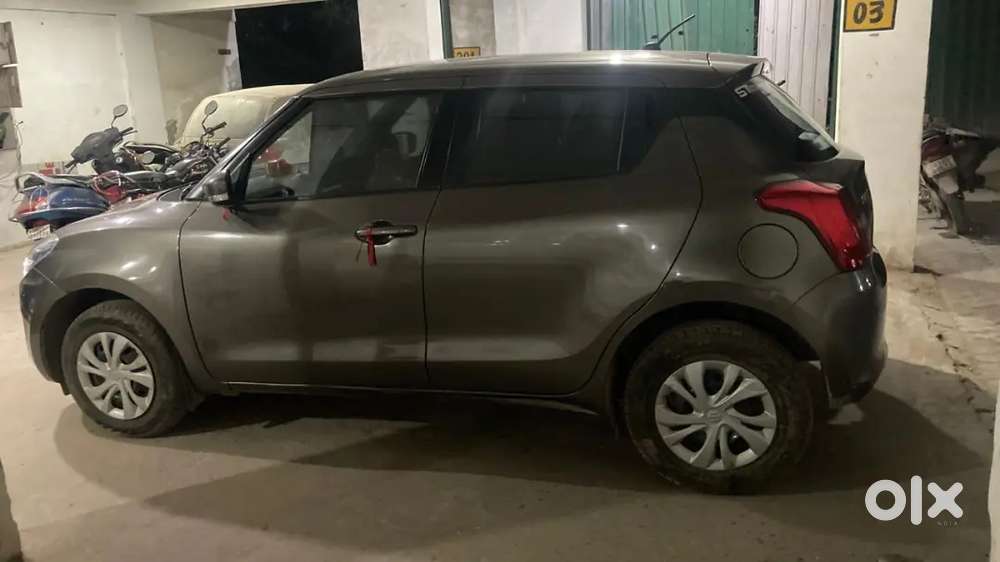 Maruti Suzuki New-gen Swift 2023 Petrol 15500 Km Driven