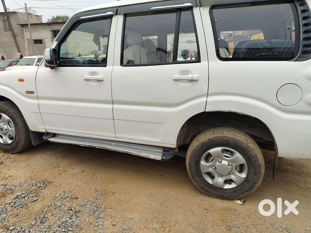 Mahindra Scorpio Facelift, 2016, Diesel