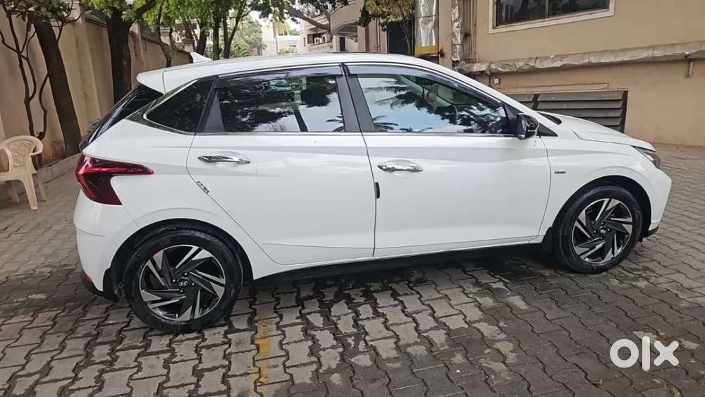 Hyundai I20 Asta (o) 1.2 Ivt, 2022, Petrol