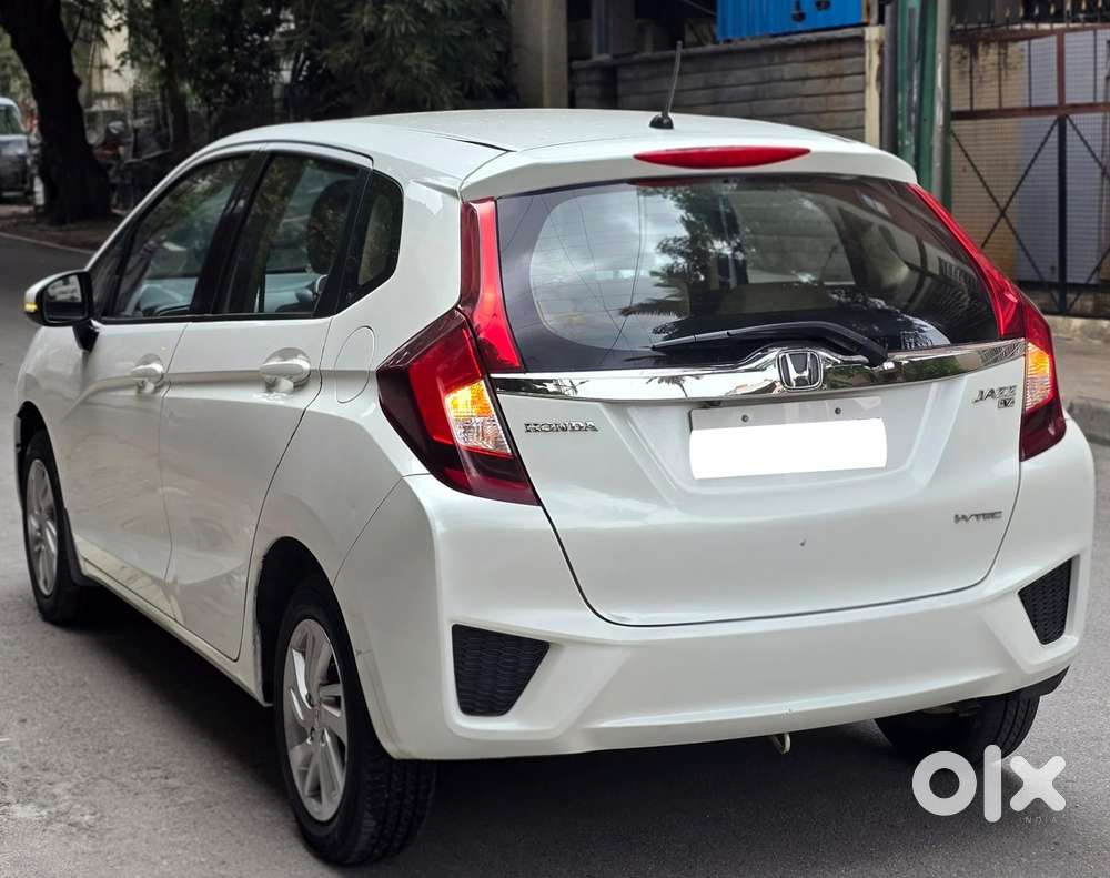 Honda Jazz V Automatic, 2016, Petrol