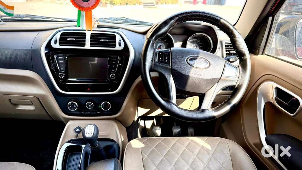 Mahindra Tuv 300 T10, 2018, Diesel