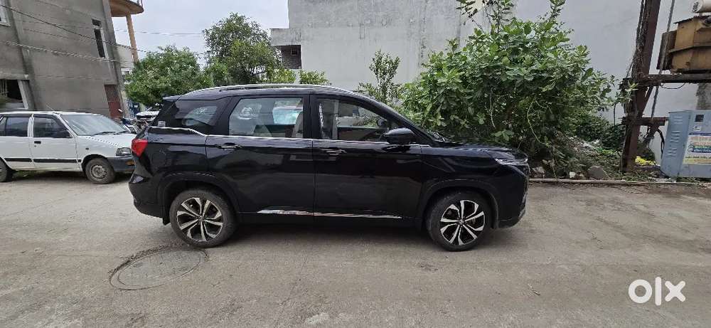 Mg Hector Plus 2023 Petrol Well Maintained