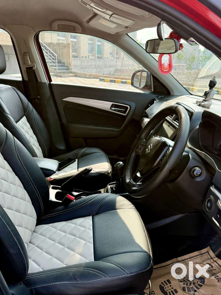 Maruti Suzuki Brezza Zdi+ Dual Tone, 2017, Diesel